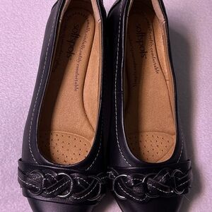 Softspots Comfortiva Posie Women's Black Leather Flats Size 7WW New